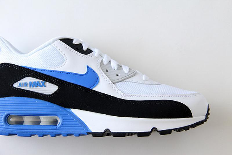 - NIKE AIR MAX90 -