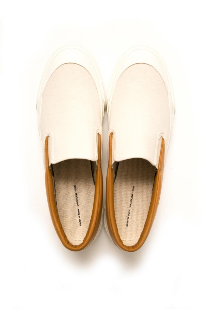 New arrivals/MUGxMOONSTAR SLIP ON