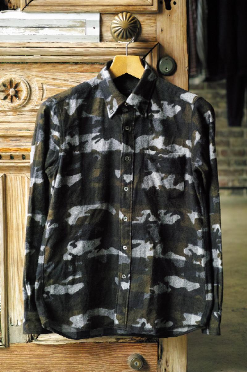 SOPHNET. CAMOUFLAGE OVER PRINT FLANNEL CHECK B.D SHIRT