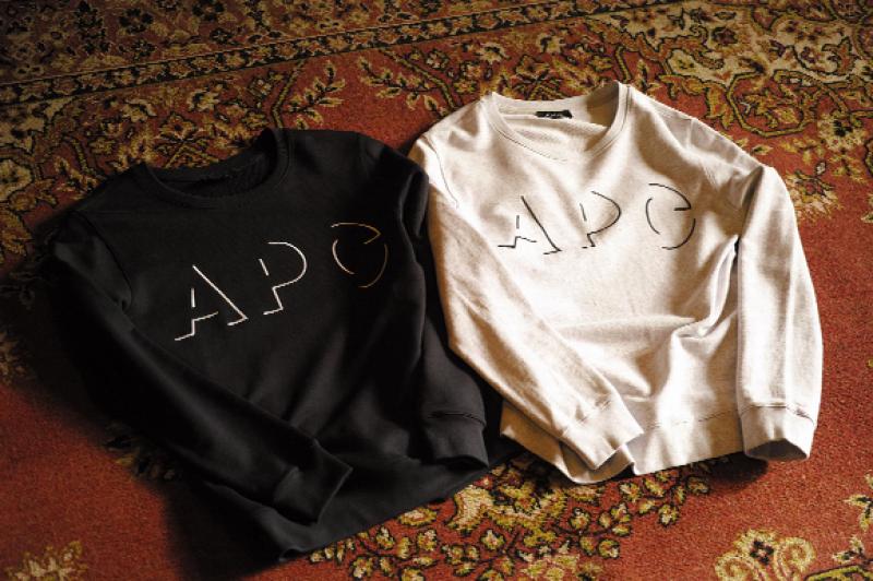 A.P.C. åȥ COLOR:PALE GRAY/NAVY