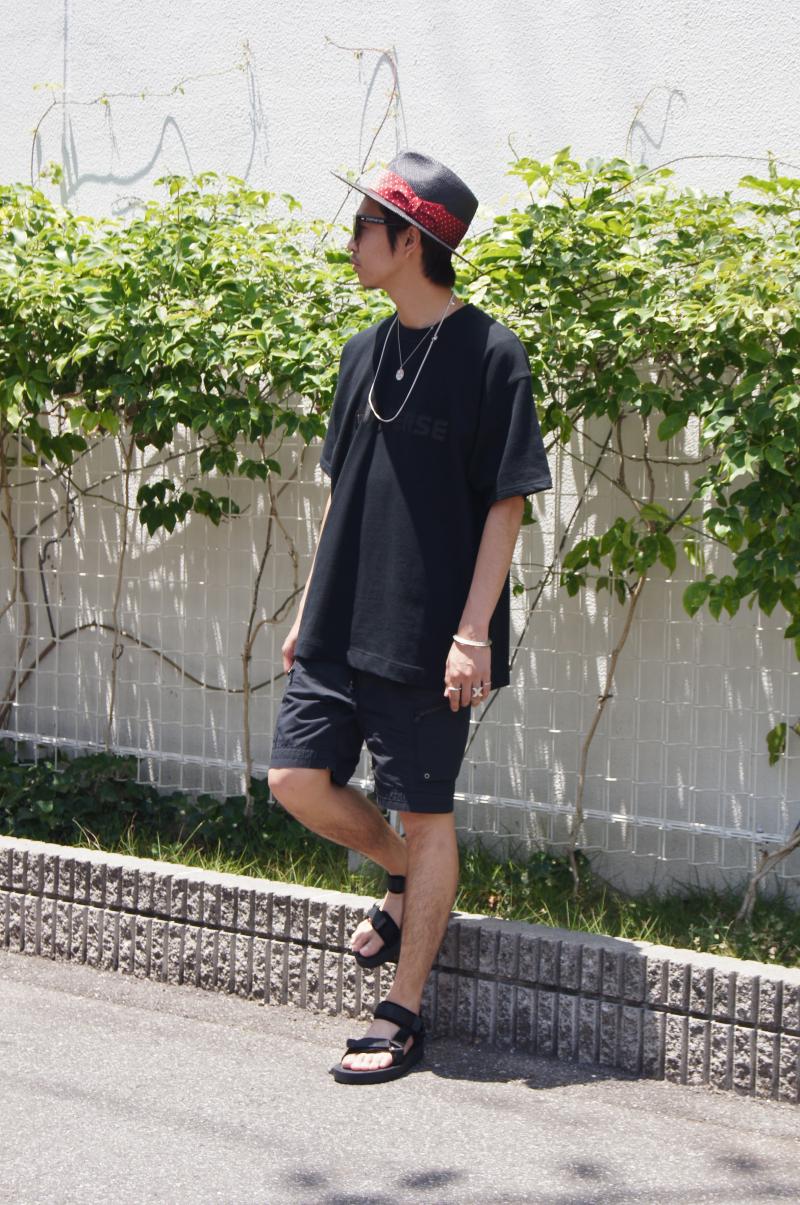 DOGDAYS - All Black Summer Street Style