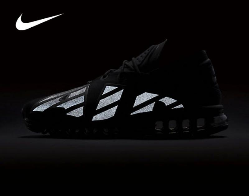 NIKE JAPAN 奢ƥ "ʥ  ޥå ե쥢 SE"