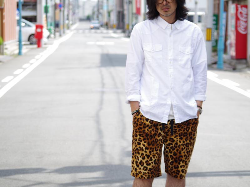 easy shorts leopard