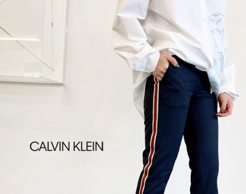 CALVIN KLEIN / ƥ "OVERSIZE V-NECK SWEATSHIRT"​ and more