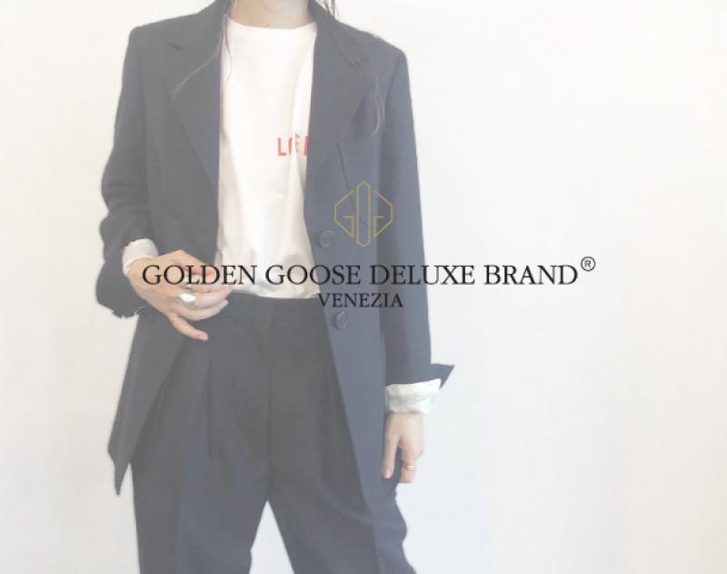 GOLDEN GOOSE DELUXE BRAND / ƥ "OVERSIZE V-NECK SWEATSHIRT"​ and more​