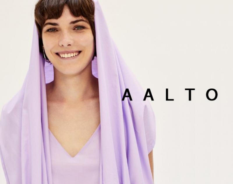 AALTO / ƥ "CROSSED HALTER TOP"and more