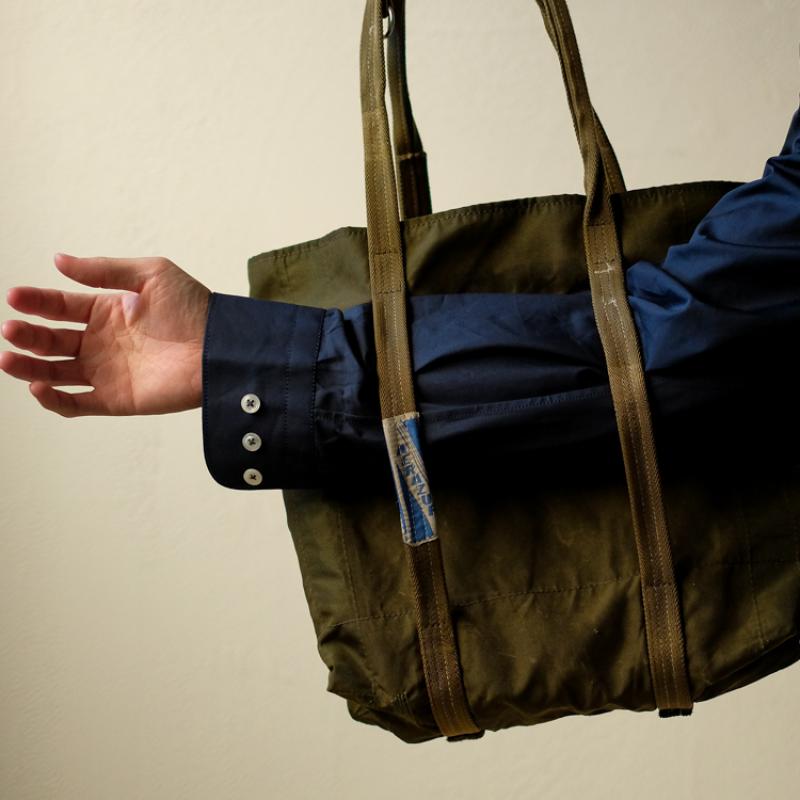 AMIACALVA:French Air Force Paratrooper Bag  Tote Bag