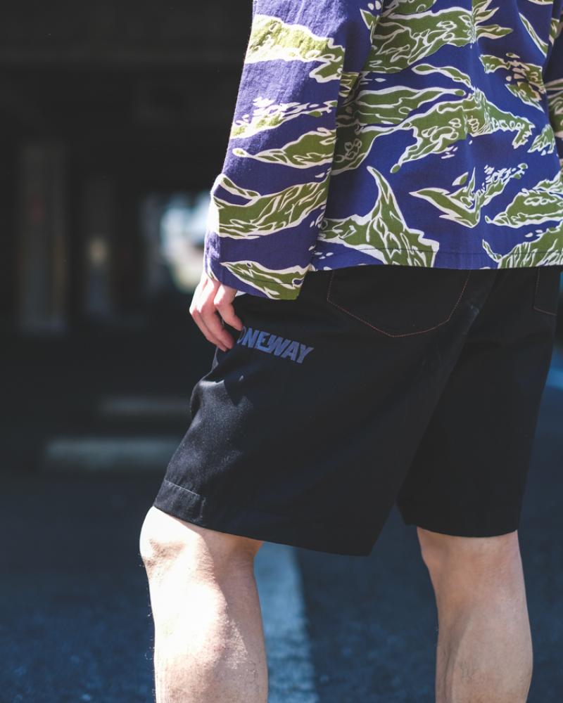 ONEWAY:LOGO SHORTS