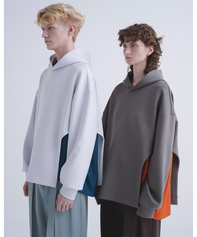 CULLNI [] Asymmetrical Cut Out Hoodie  <ȥ꡼åȥȥѡ> ʡȤΥ쥤䡼ɥ뤬Τ롢Ƥ饦ɷ˥åȥȤ줿ǥաǥ