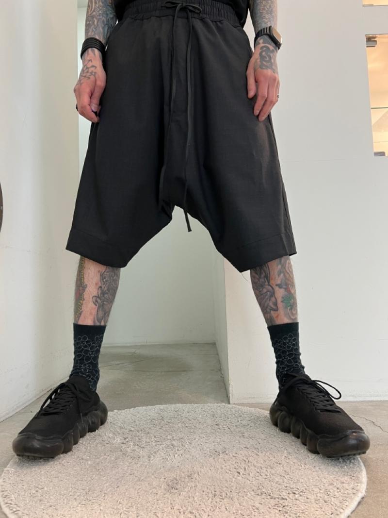 A.F ARTEFACT / Tropical Wool Sarouel Shorts 