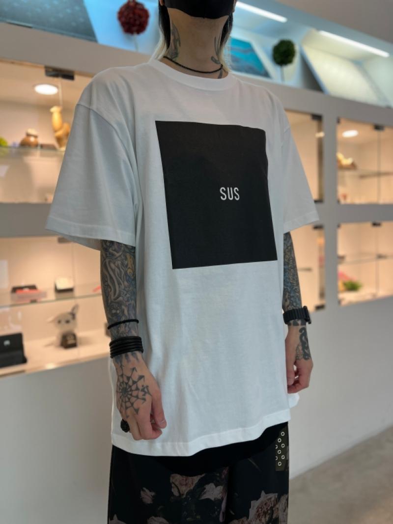 SUS by SUSPEREAL / SUS BOX TEE 