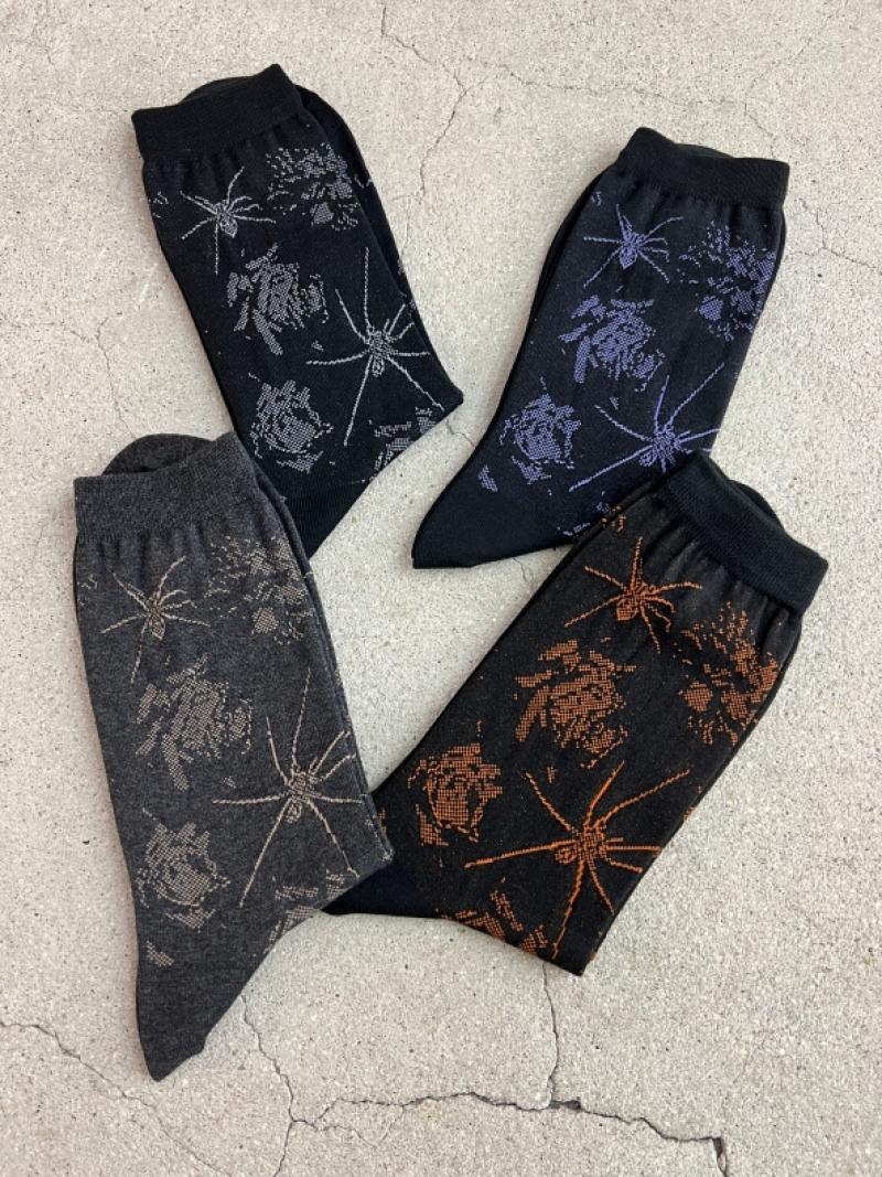 LAD MUSICIAN / ROSE SPIDER SOCKS 