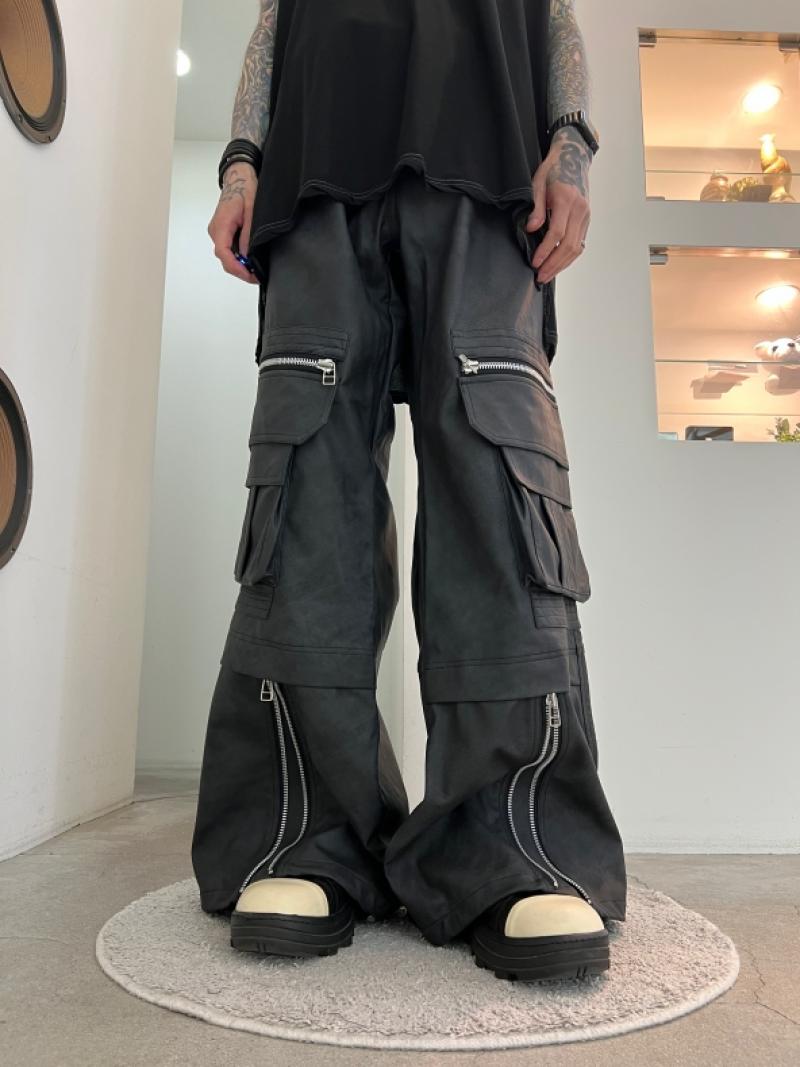 A.F ARTEFACT / Synthtic Leather Cargo Zip Buggy Pants 